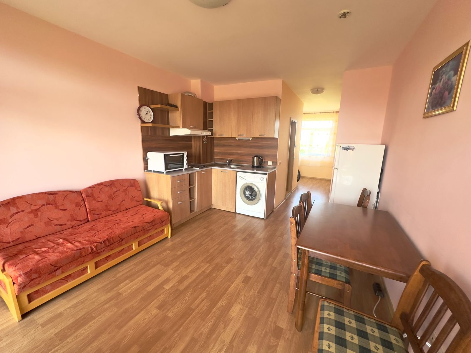 Three-room apartment in the Vineyards complex in Aheloy