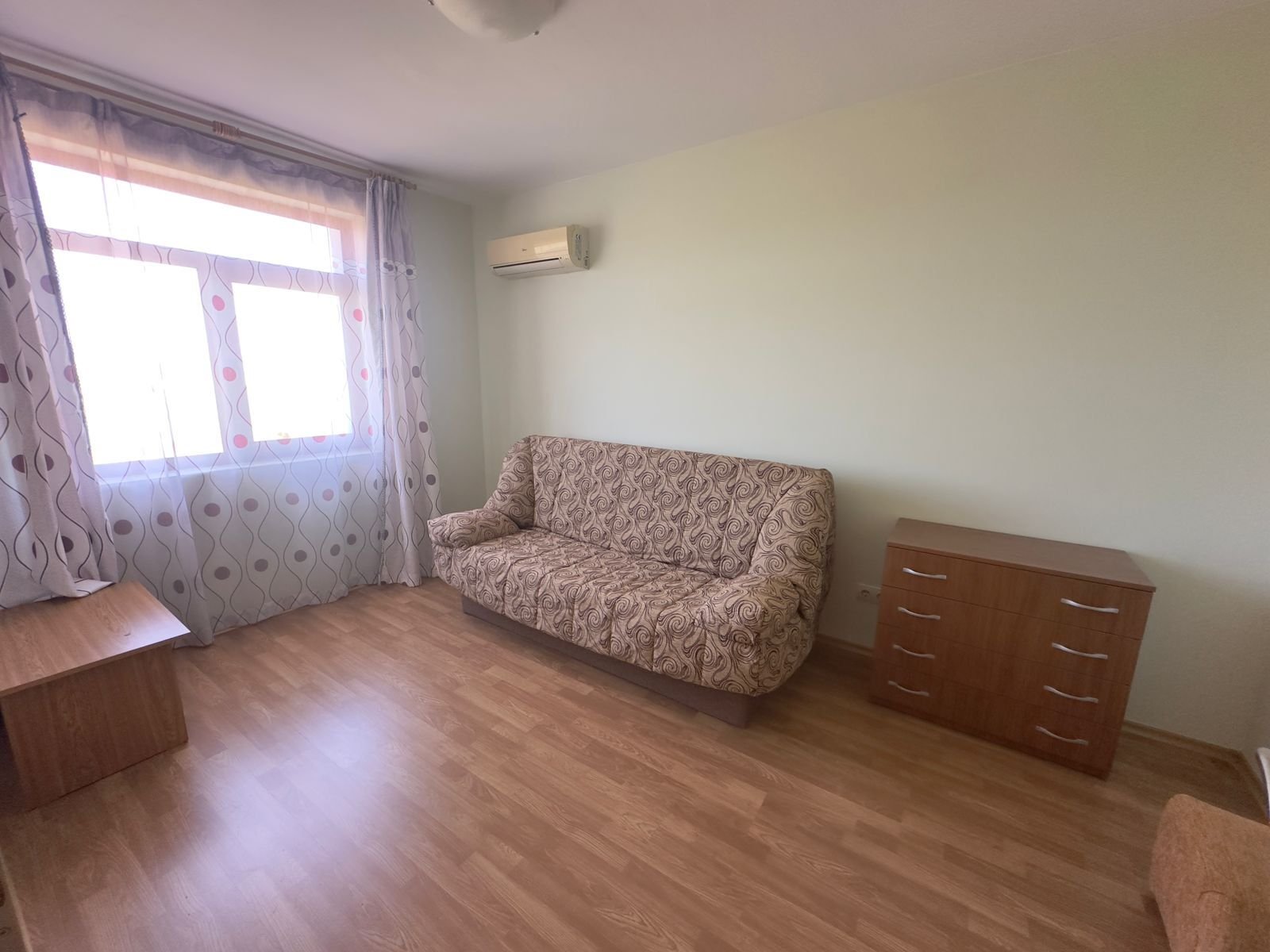 Three-room apartment in the Vineyards complex in Aheloy