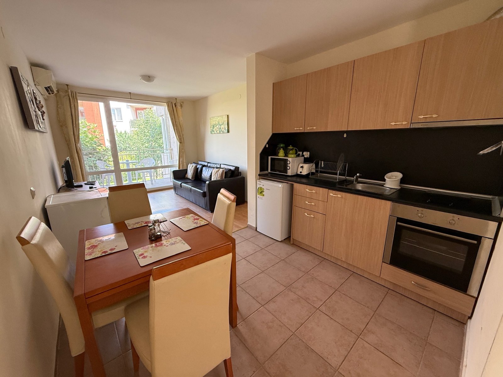 Three-room apartment in the 