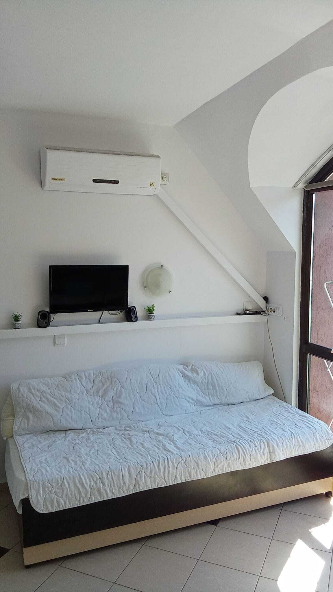 Bright studio with 27 m² for long-term rent in Ravda, Bulgaria