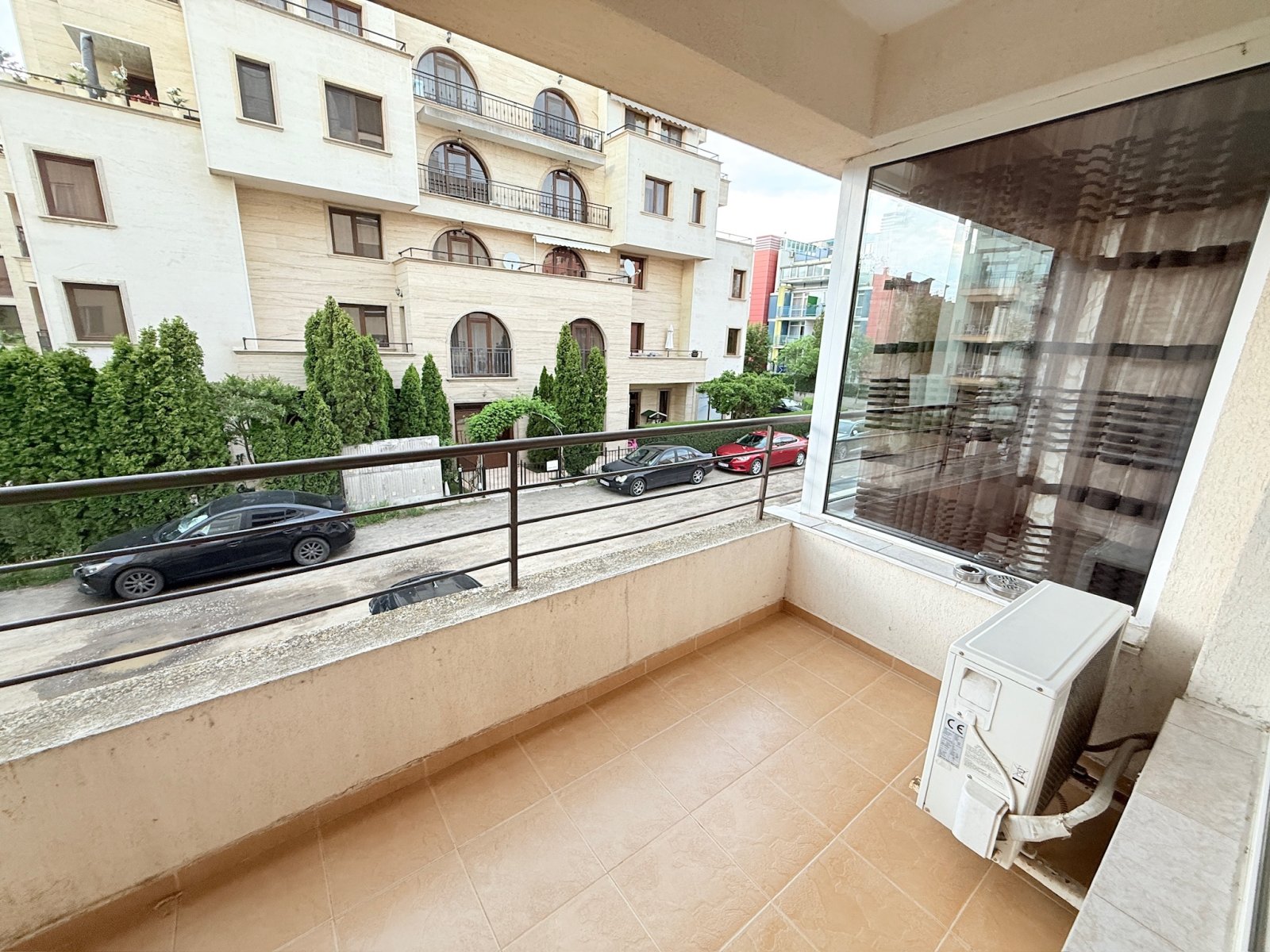 Three-room apartment in the 