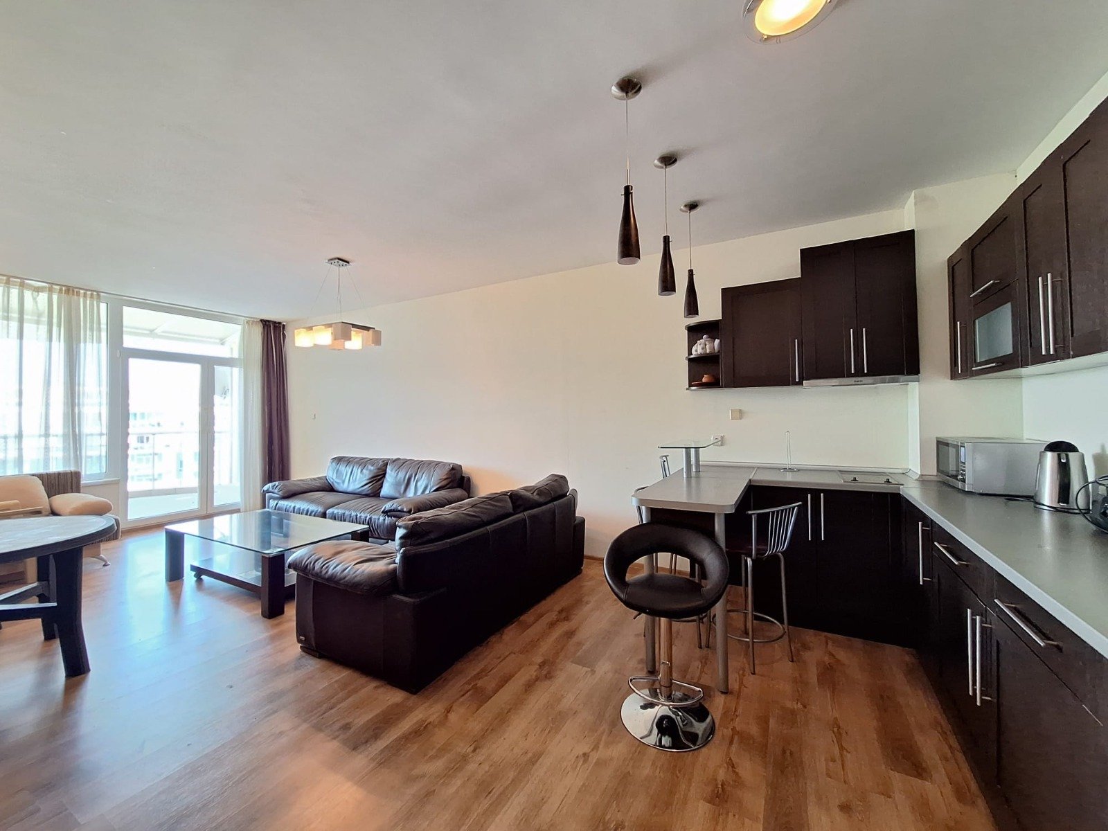 Two-room apartment with sea view in the Oasis complex in Ravda