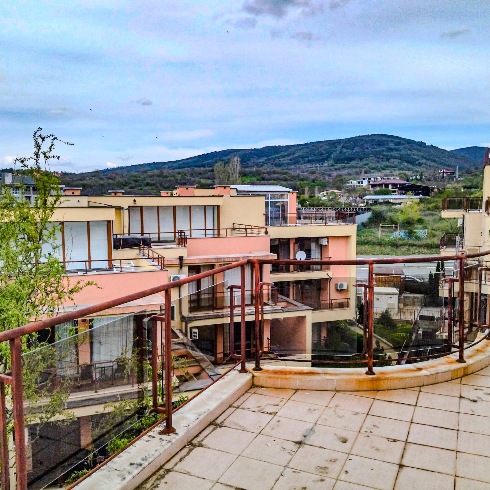 Large studio with sea view in the