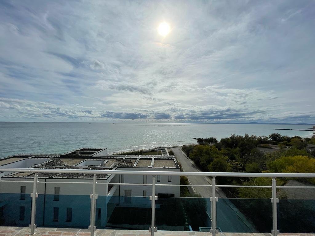 Ravda: Three-room apartment in the  