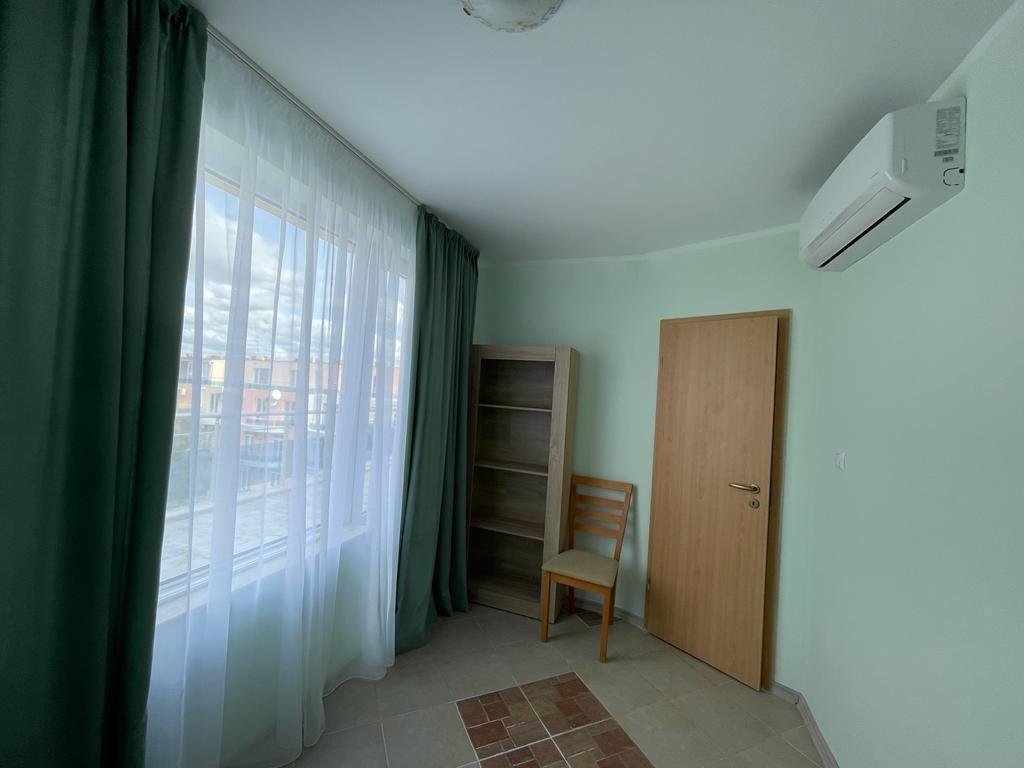 Three-room apartment in the 