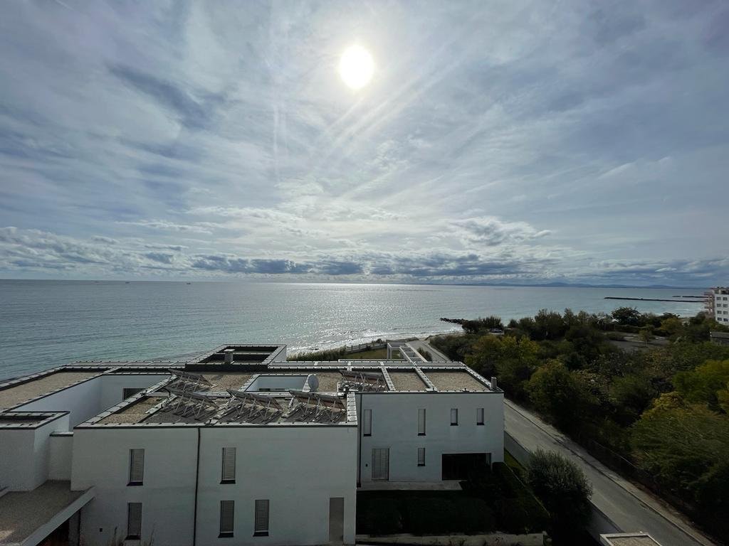 Three-room apartment in the 