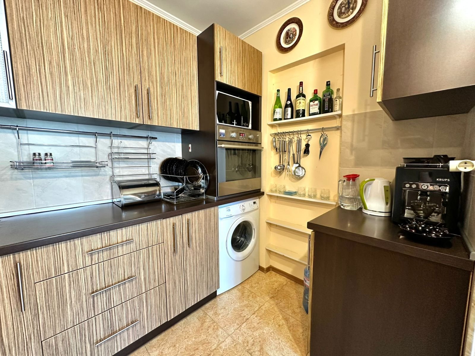 Two-room apartment in the Elite IV complex at Sunny Beach