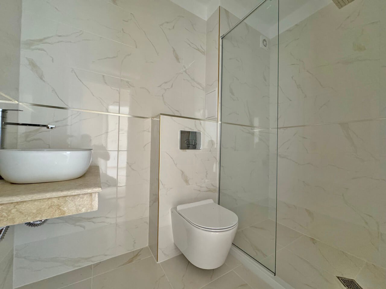 Two-room unfurnished apartment in the