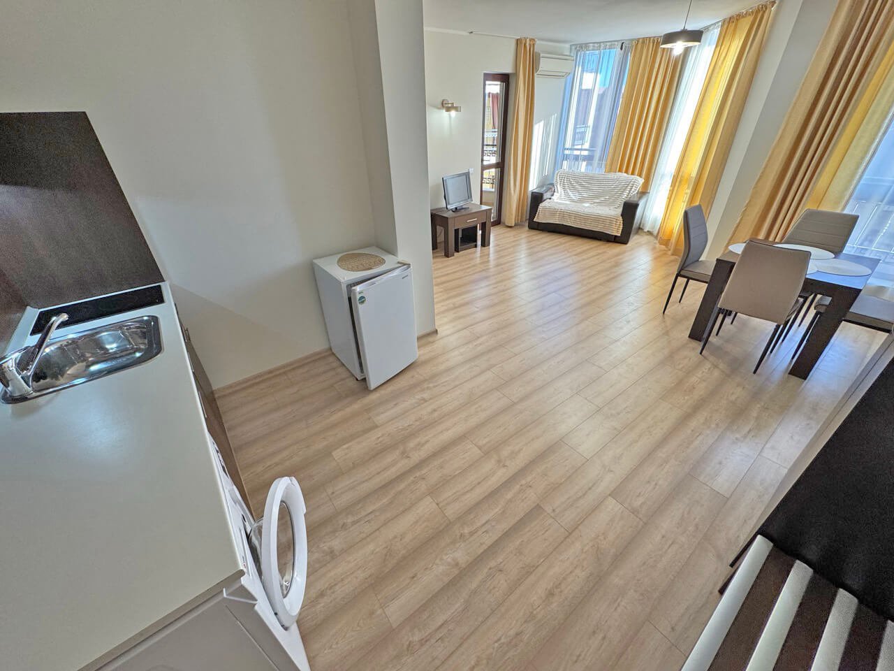 Two-room apartment in the Camelot complex at Sunny Beach