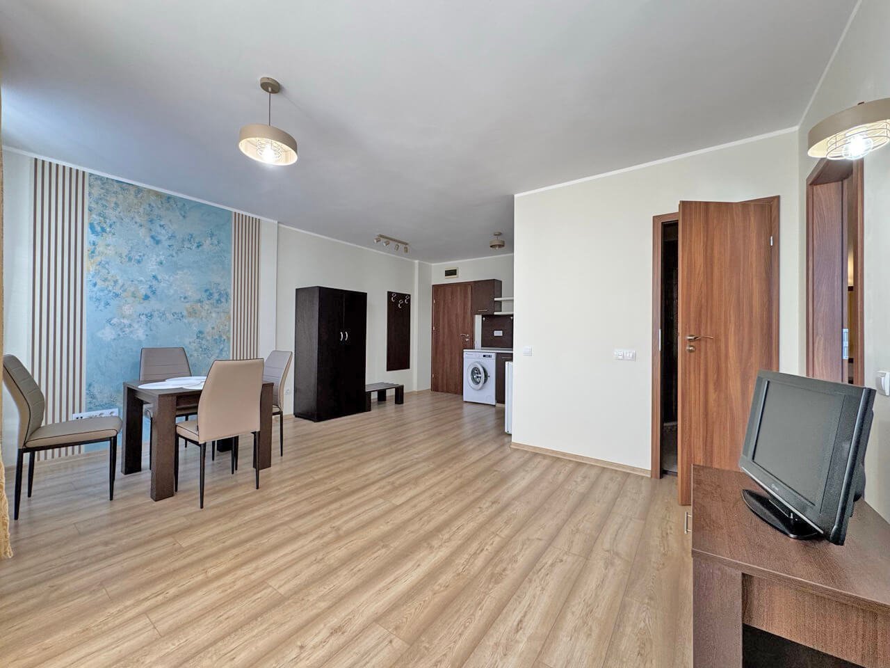 Two-room apartment in the Camelot complex at Sunny Beach