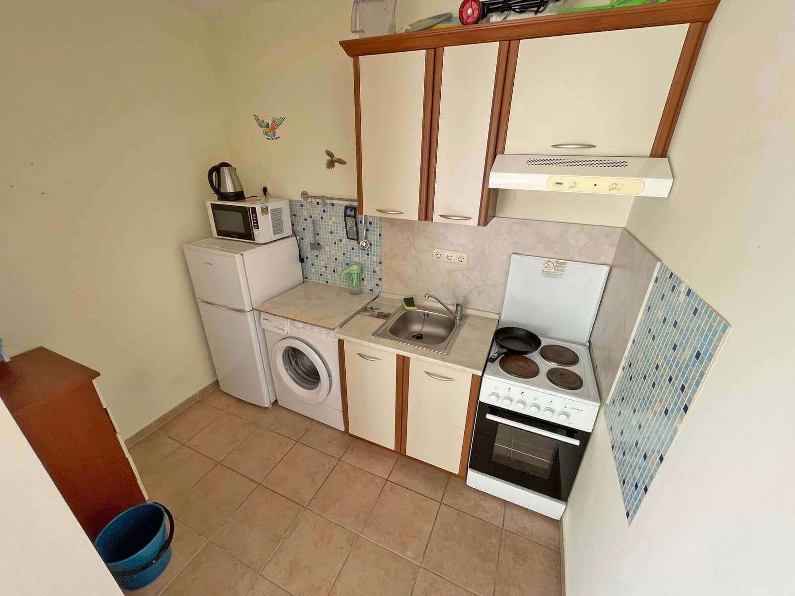 Two-room apartment in the Crown Fort complex with garden view in Sveti Vlas