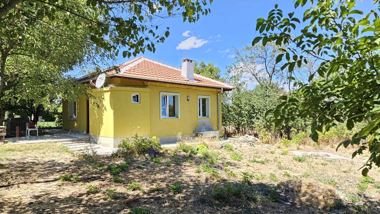 Bungalow in the village of Dyulevo, Burgas region, Bulgaria