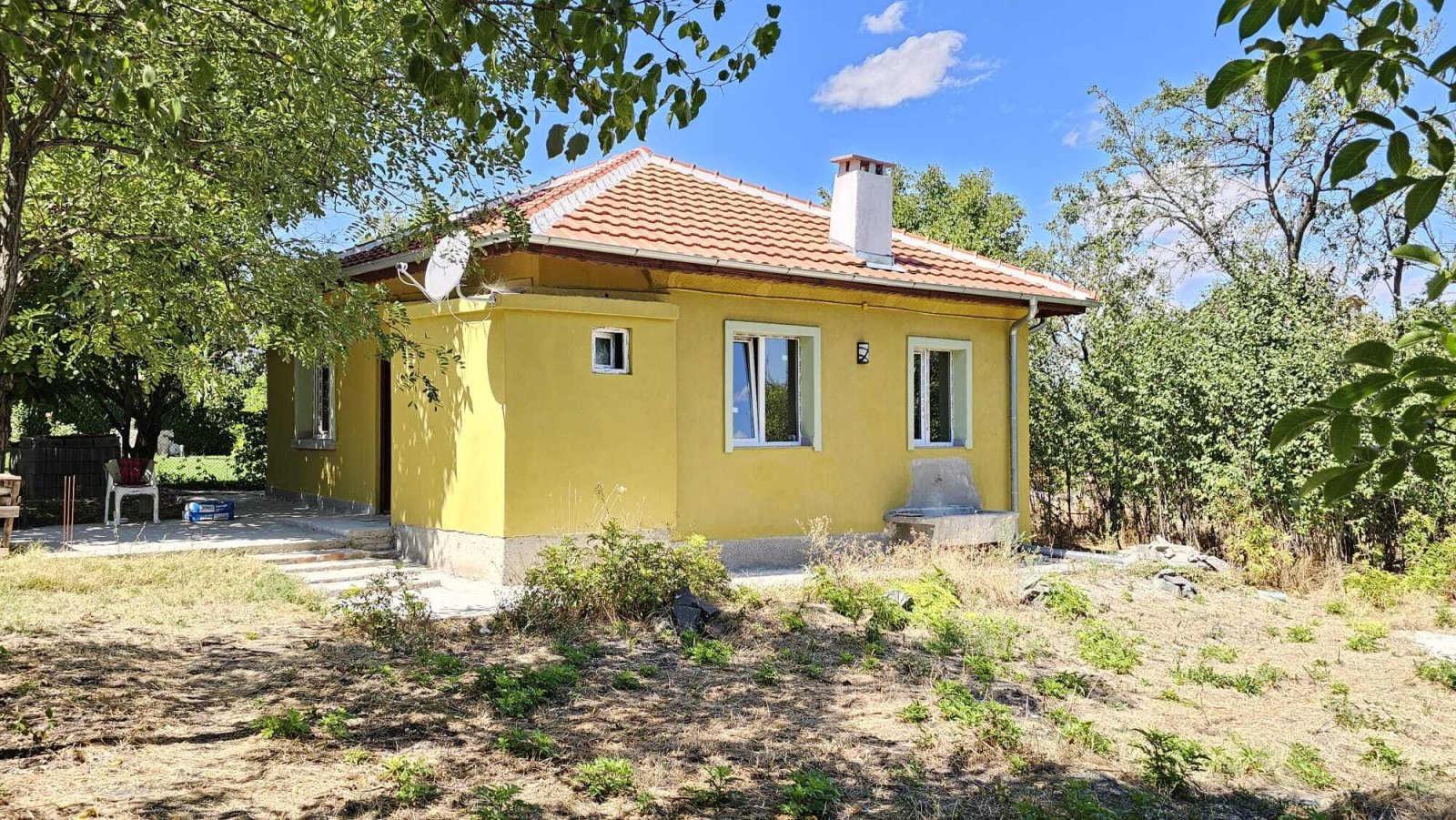 Bungalow in the village of Dyulevo, Burgas region, Bulgaria
