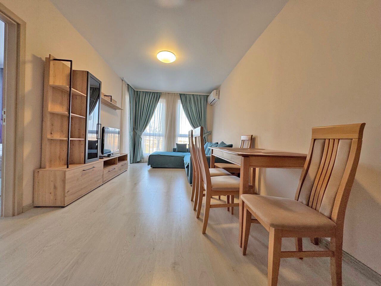 Two-room apartment in the Sunny Day 6 complex in Sunny Beach