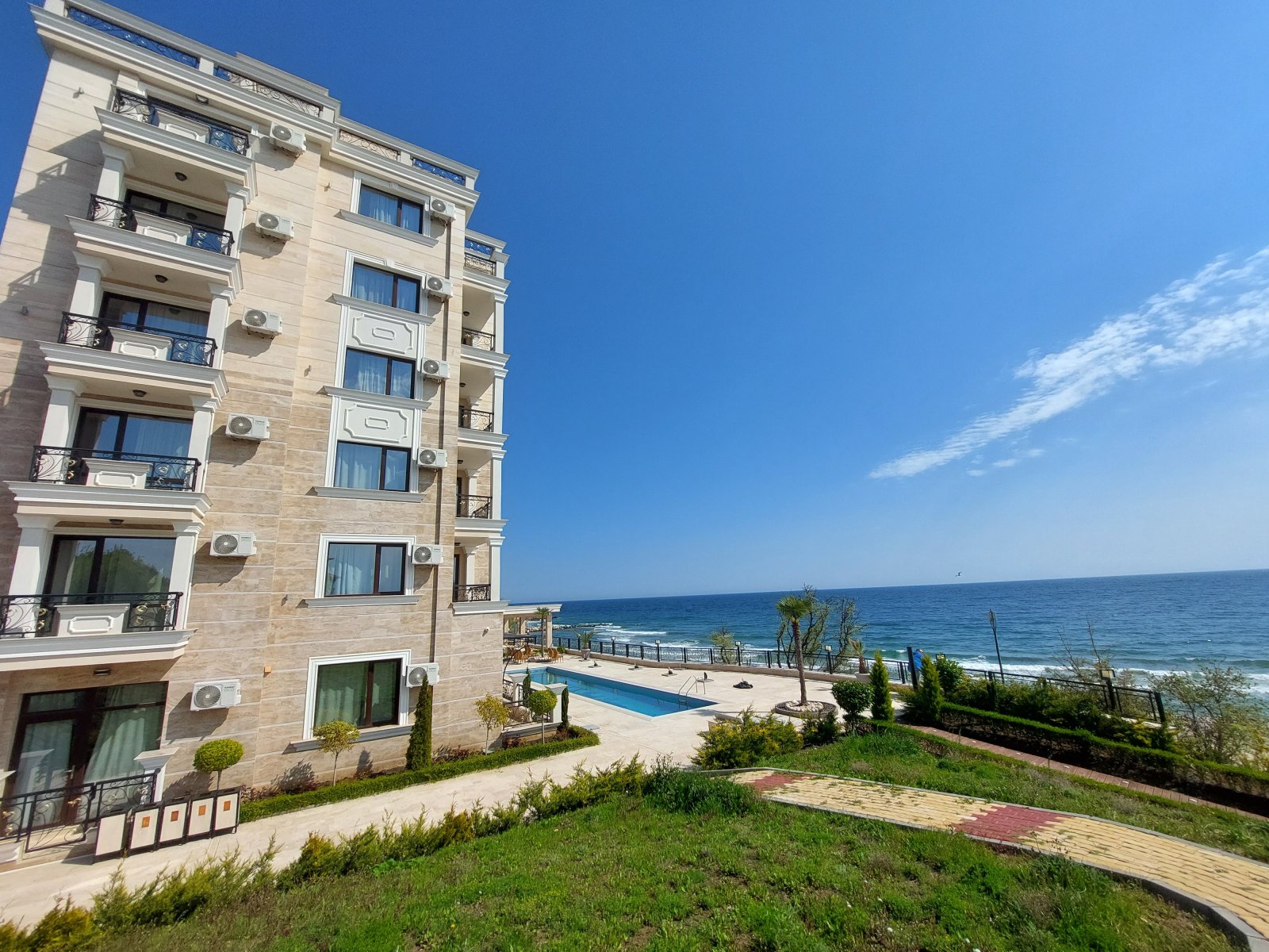 Studio in the Onyx Complex, Sveti Vlas, Bulgaria