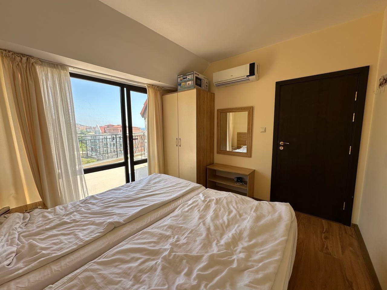 Two-room apartment with sea view in the Makon complex in Sveti Vlas