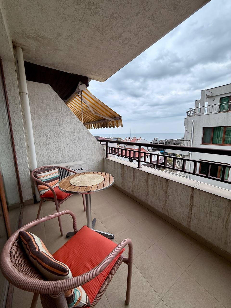 Two-room apartment with sea view in the Villa Aqua complex in Sveti Vlas