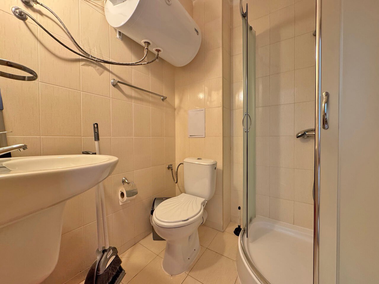 Two-room apartment in the Diamond Bay complex at Sunny Beach