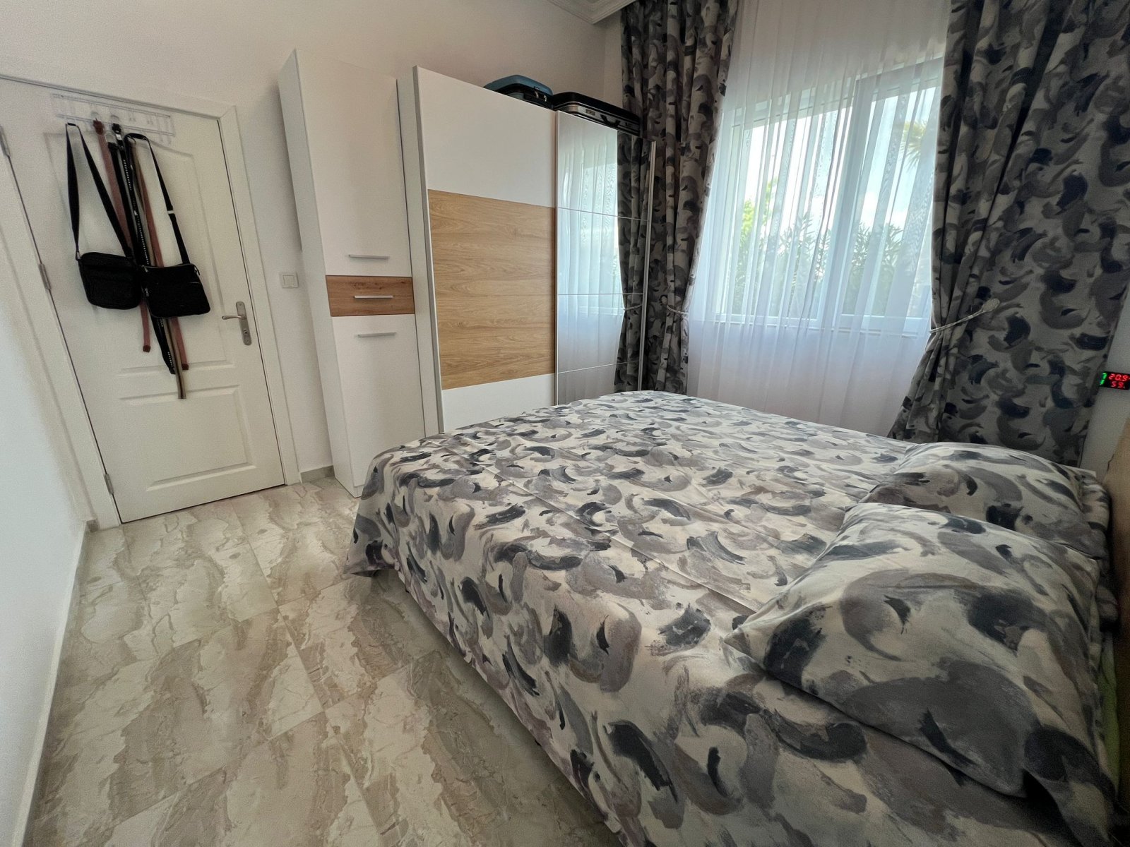 Two-room apartment in the Magnolia 6 complex at Sunny Beach