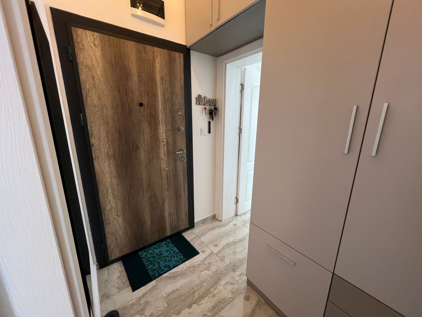 Two-room apartment in the Magnolia 6 complex at Sunny Beach