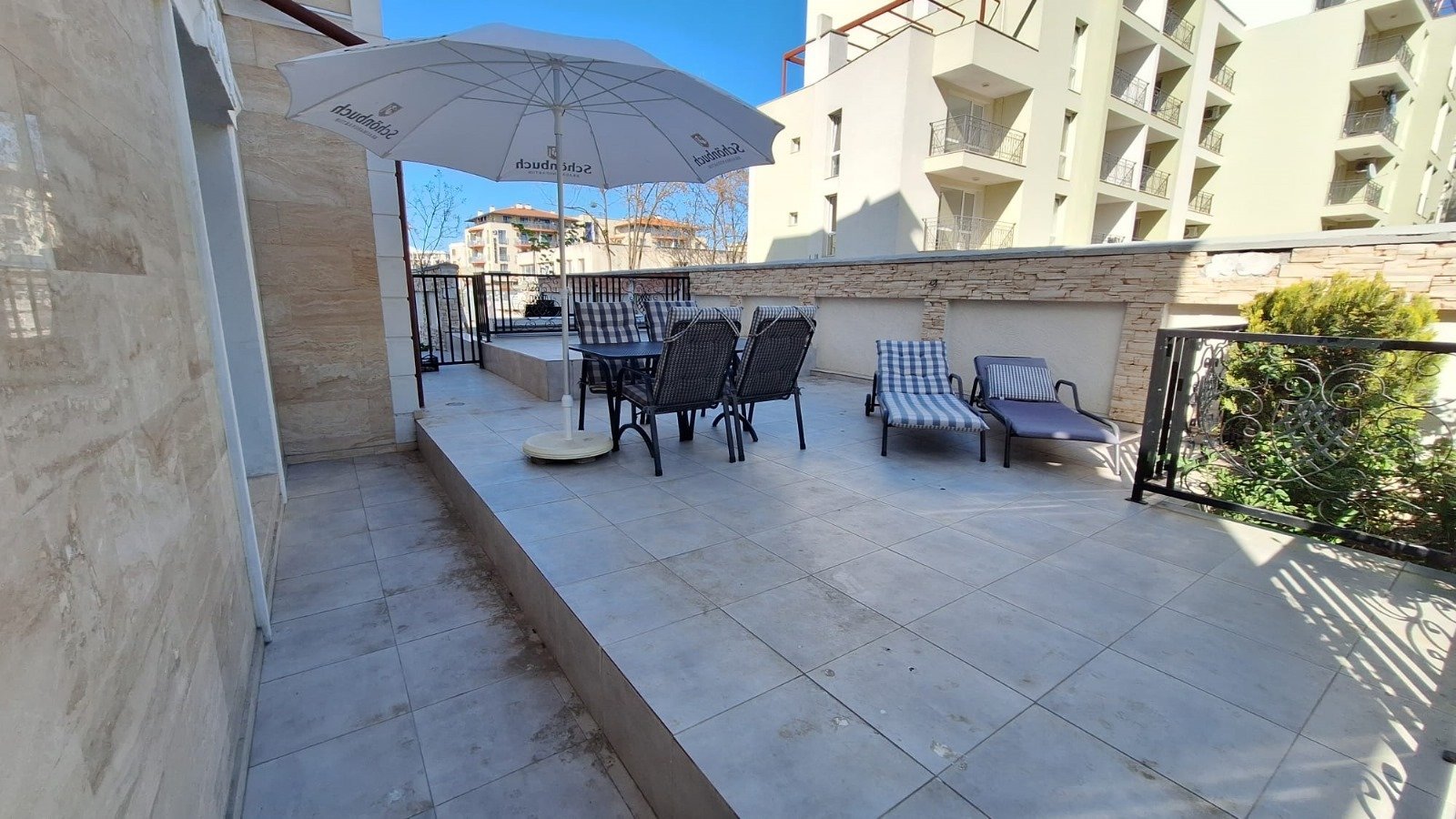 Two-room apartment in the Magnolia 6 complex at Sunny Beach