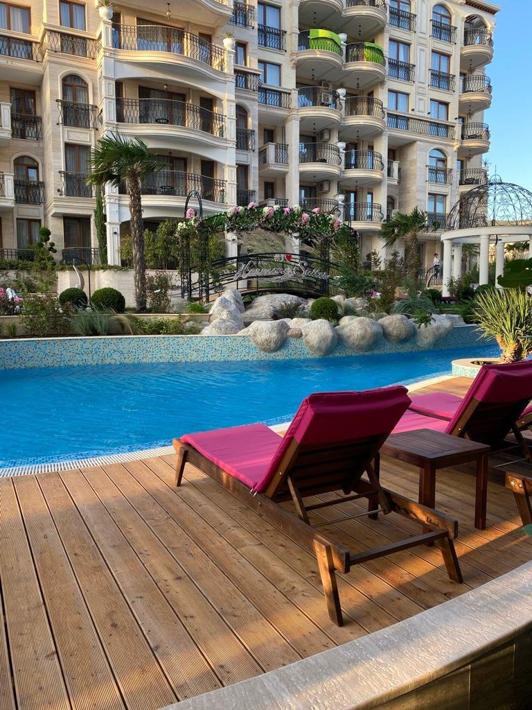 Two-room apartment in the Harmony Suites 20 complex in Sveti Vlas