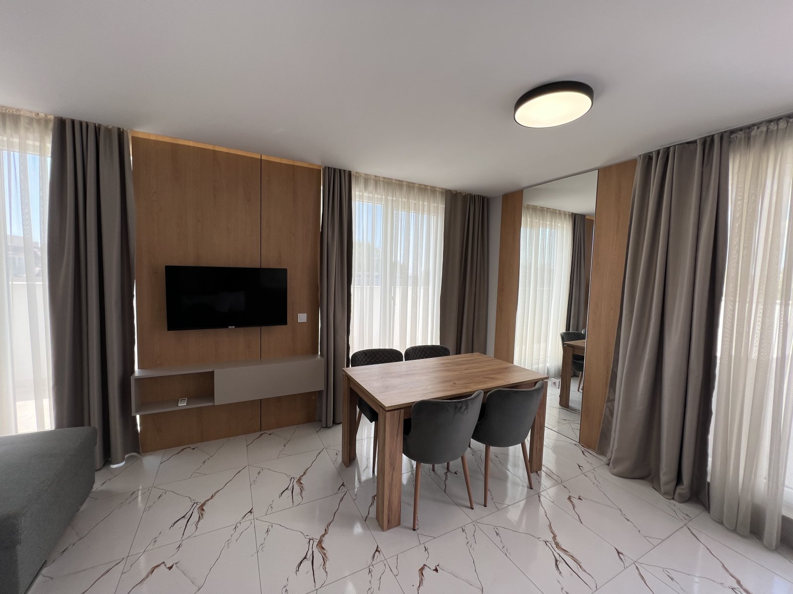 Two-room apartment in the Emilia Romana Park complex at Sunny Beach