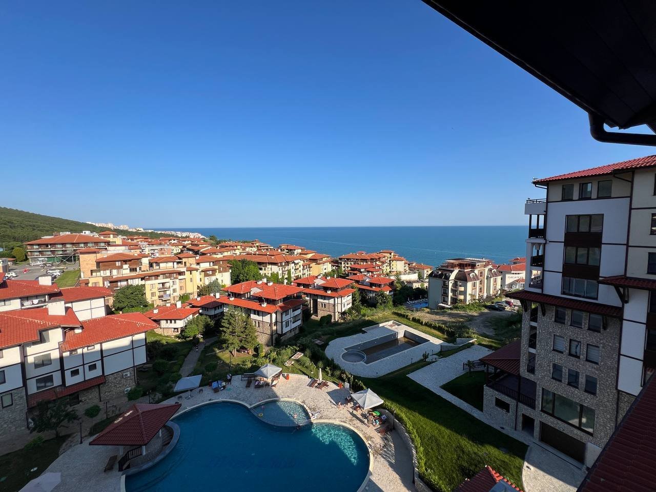 Sveti Vlas: Three-room apartment with sea view in the Etara 4 complex in Sveti Vlas 