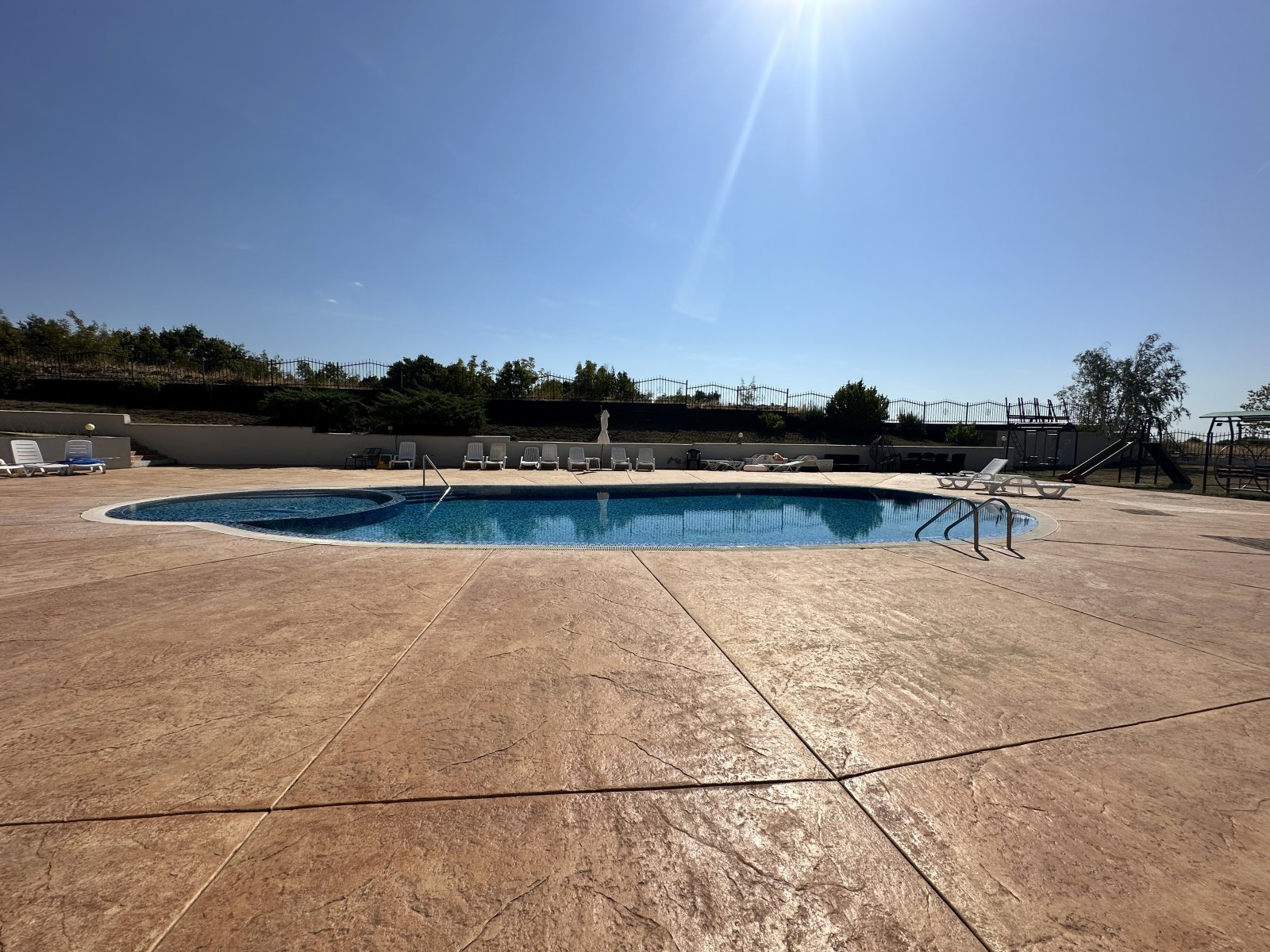 3-room apartment with pool view in Nessebar View Kosharitsa, Bulgaria