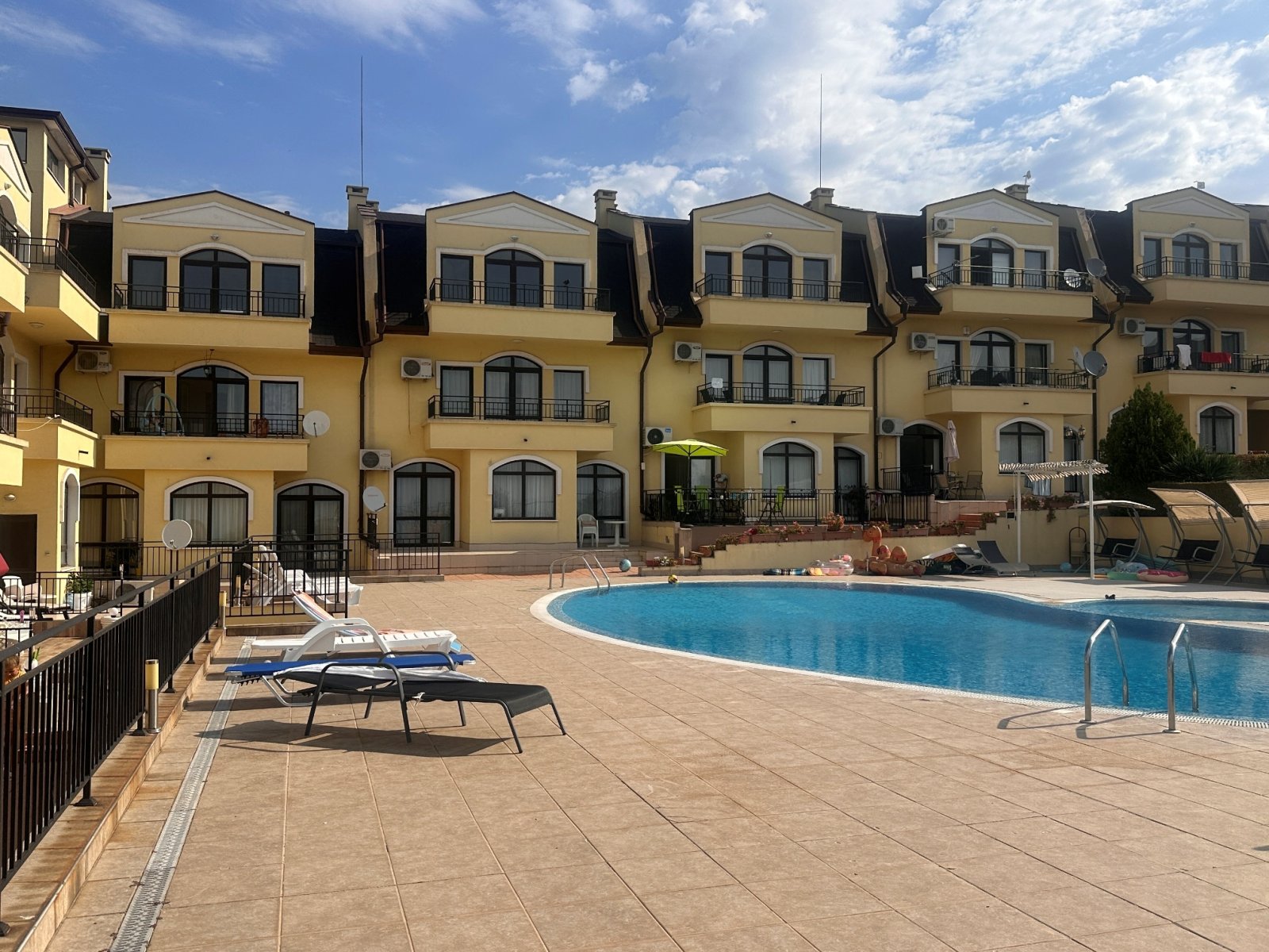 3-room apartment in Nessebar View with pool view, Kosharitsa, Bulgaria