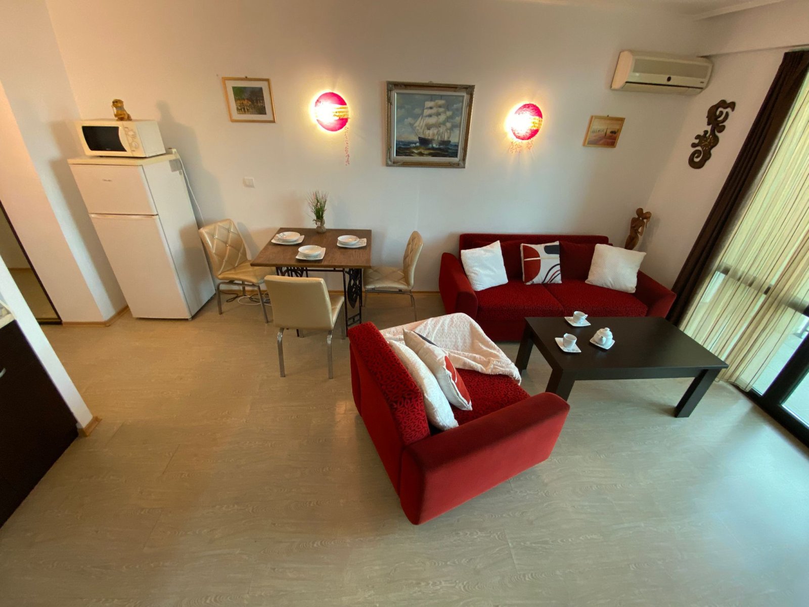 Two-room apartment with sea view in the Babylon complex at Sunny Beach