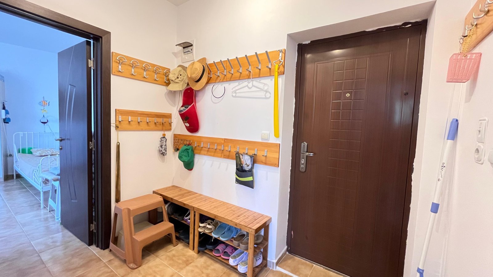 Spacious two-room apartment without maintenance fees in Ravda – just a few minutes from the South Beach