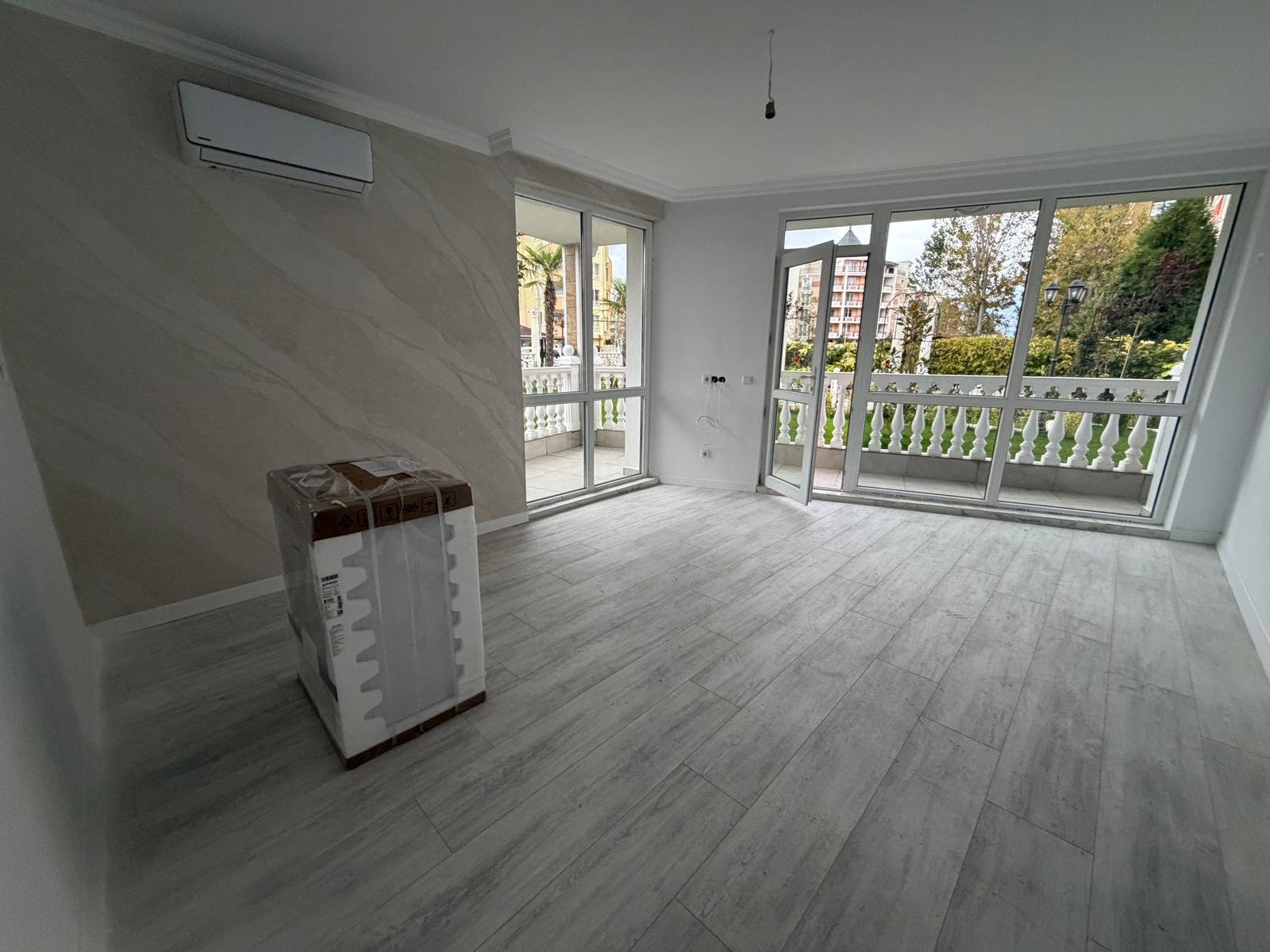 Two-room apartment in the Magnolia 7 complex at Sunny Beach