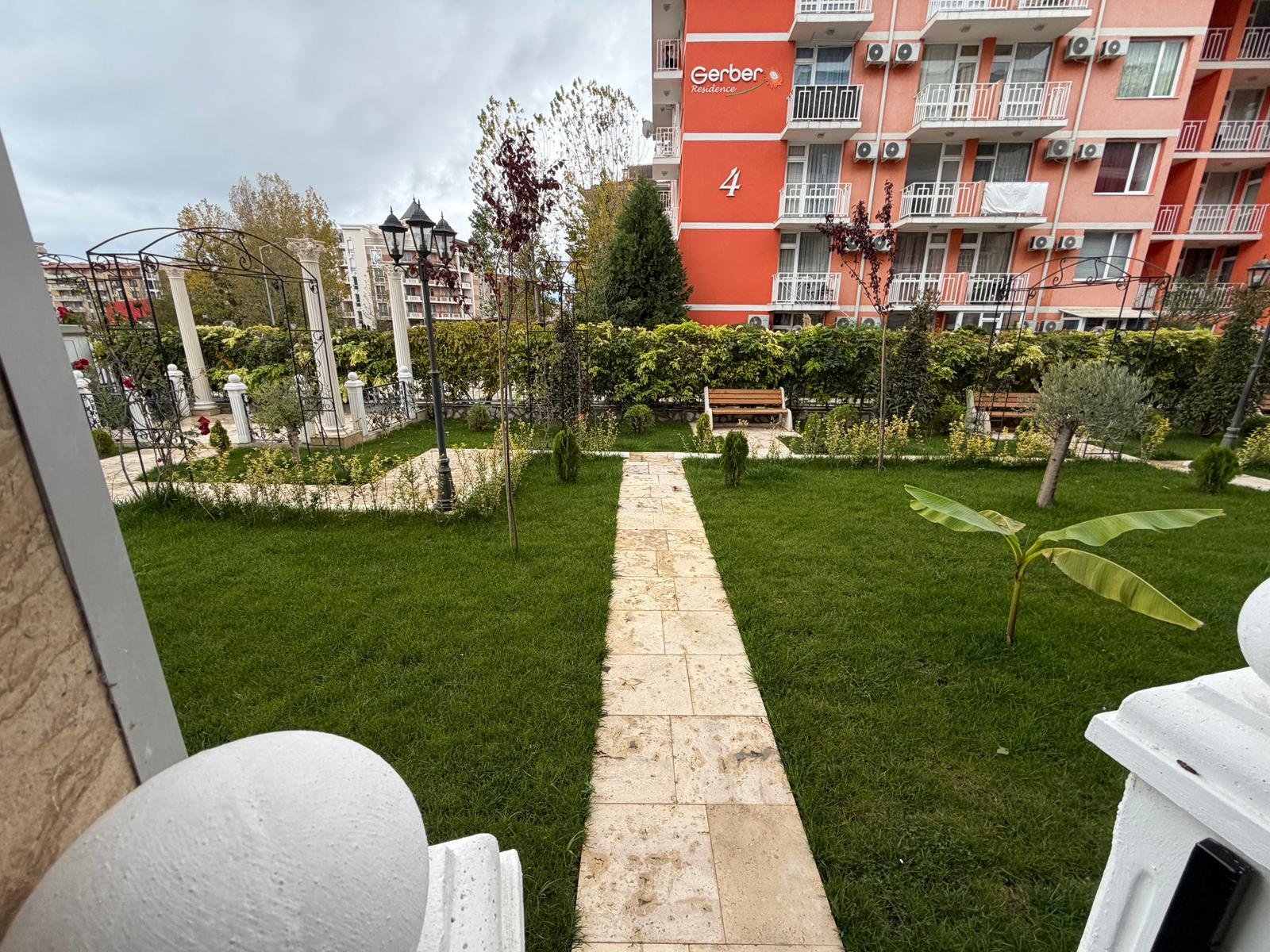 Two-room apartment in the Magnolia 7 complex at Sunny Beach