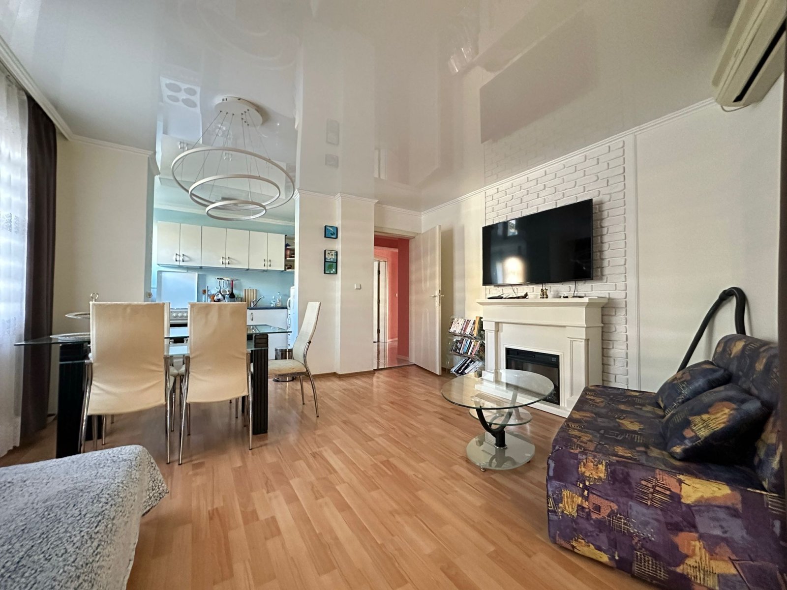 Three-room apartment in the Star Fish complex in Sveti Vlas