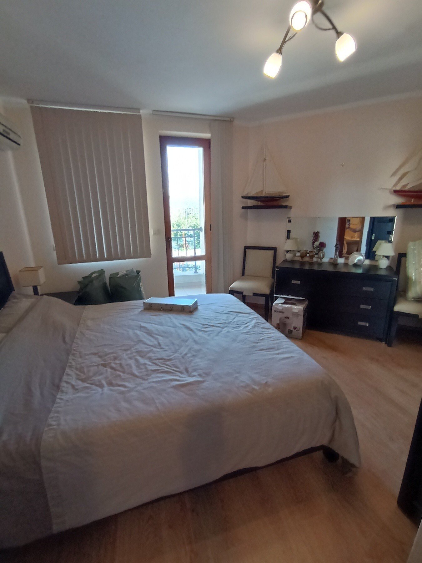 Two-story house with garage in Sveti Vlas