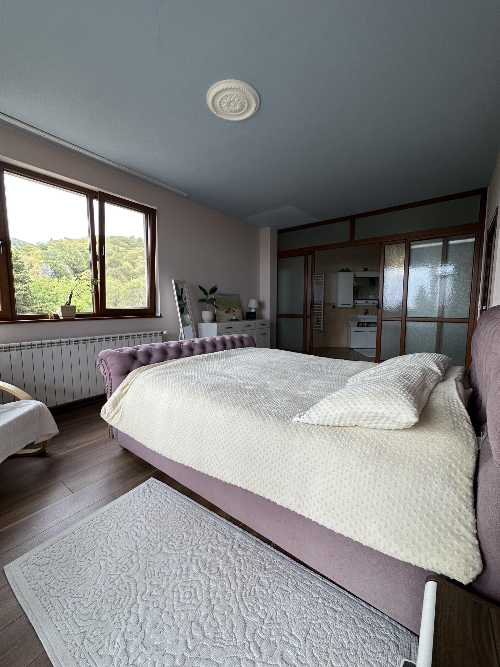 Two-story house with garage in Sveti Vlas