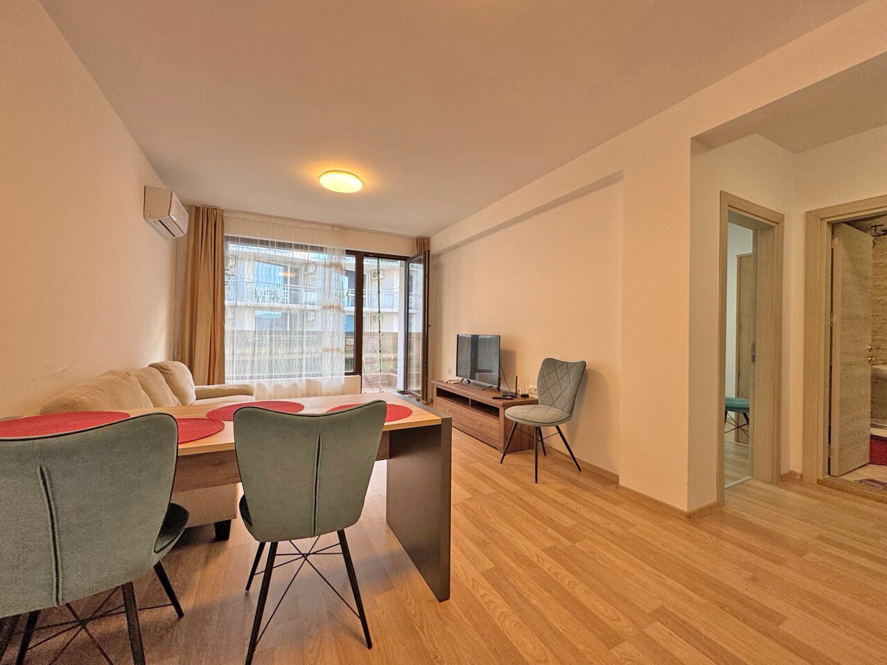 Two-room apartment in the Helena complex in Sarafovo, Bulgaria