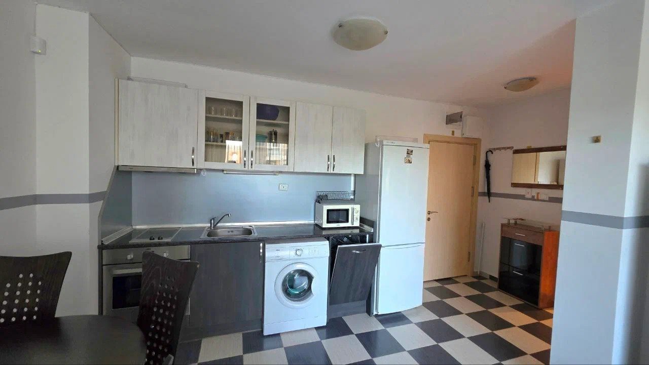 2-room apartment in the Butterfly complex, Sveti Vlas, Bulgaria