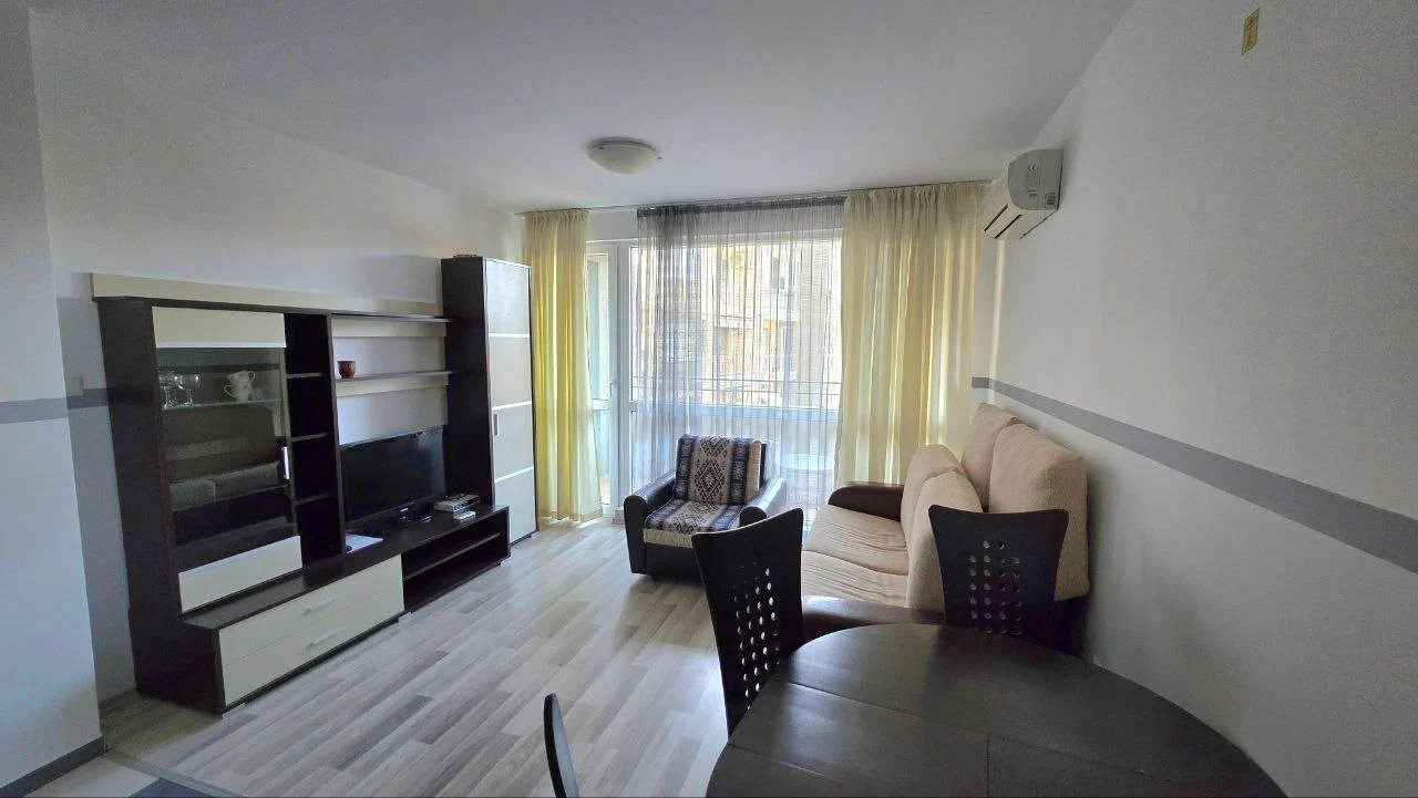 2-room apartment in the Butterfly complex, Sveti Vlas, Bulgaria