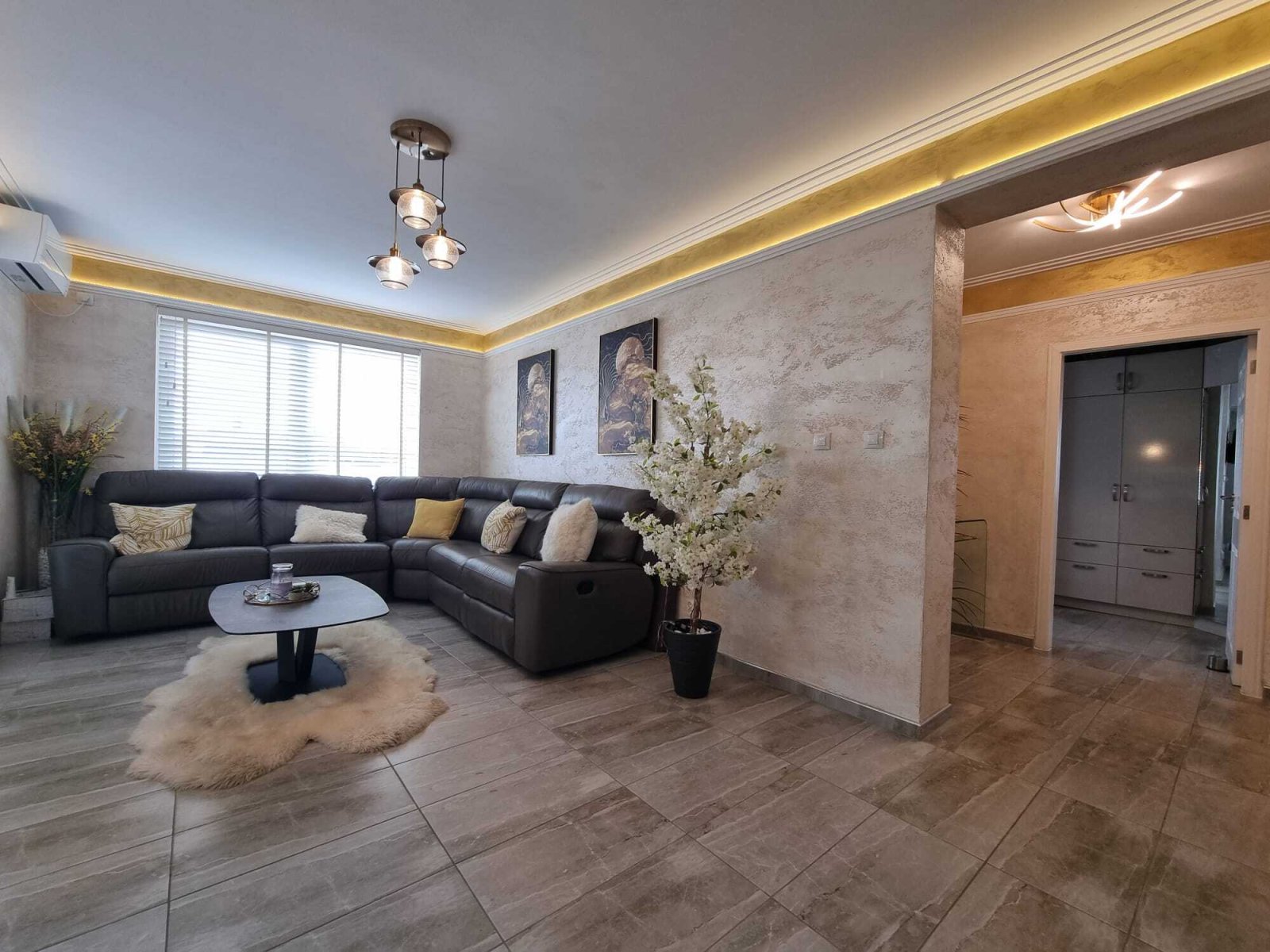 Large luxuriously furnished 3-room apartment in Sea Dreams Sunny Beach Bulgaria