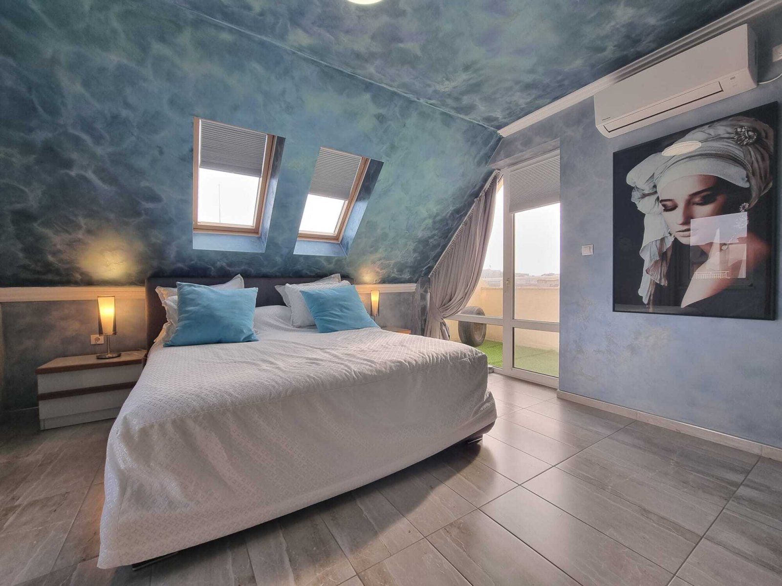 Large luxuriously furnished 3-room apartment in Sea Dreams Sunny Beach Bulgaria