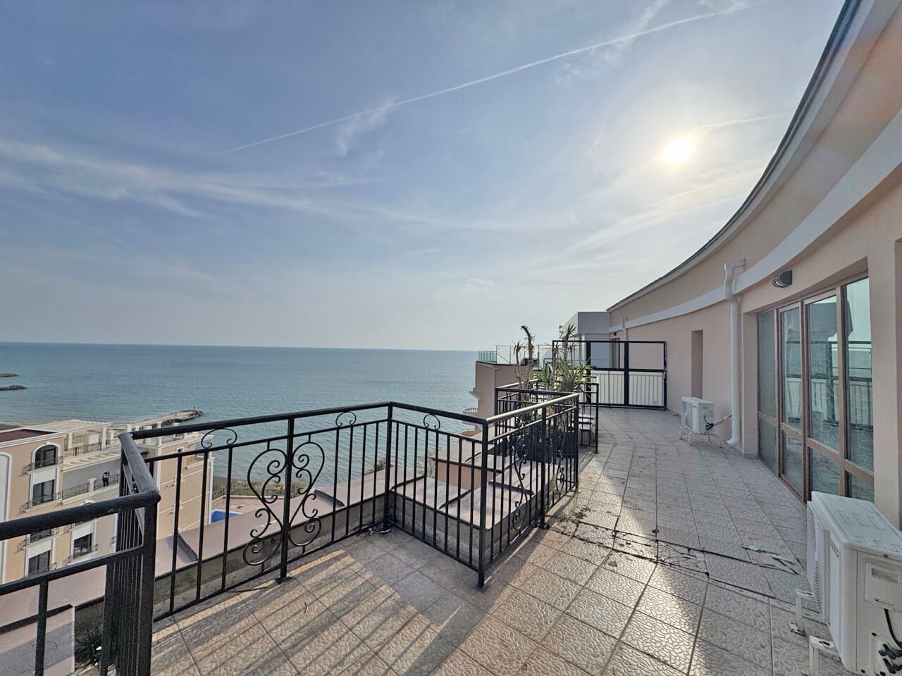 Two-room apartment with sea view in the Grand Hotel complex in Sveti Vlas, Bulgaria.