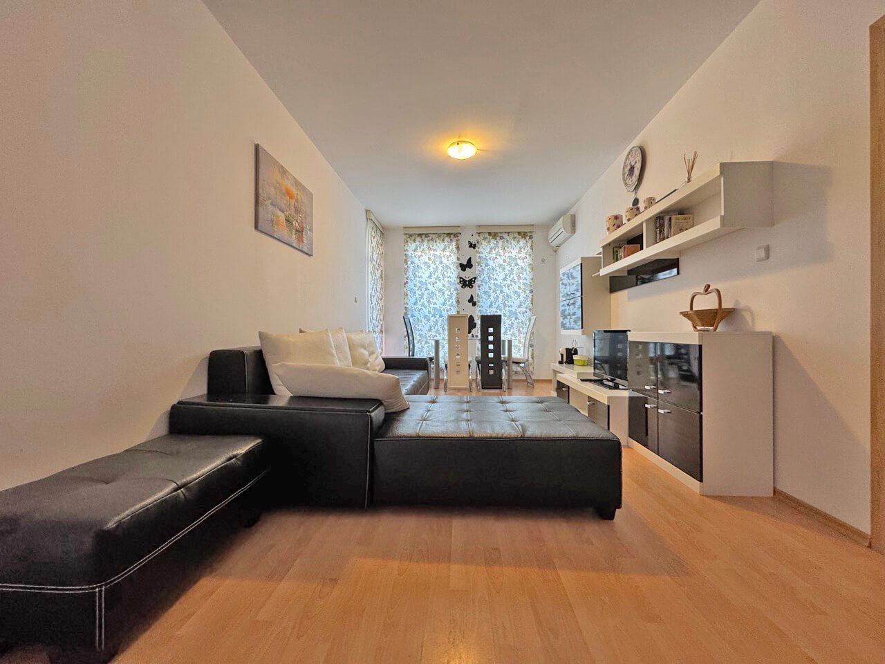 Tankovo: Two-room apartment in the Sunny Day 6 complex at Sunny Beach, Bulgaria 