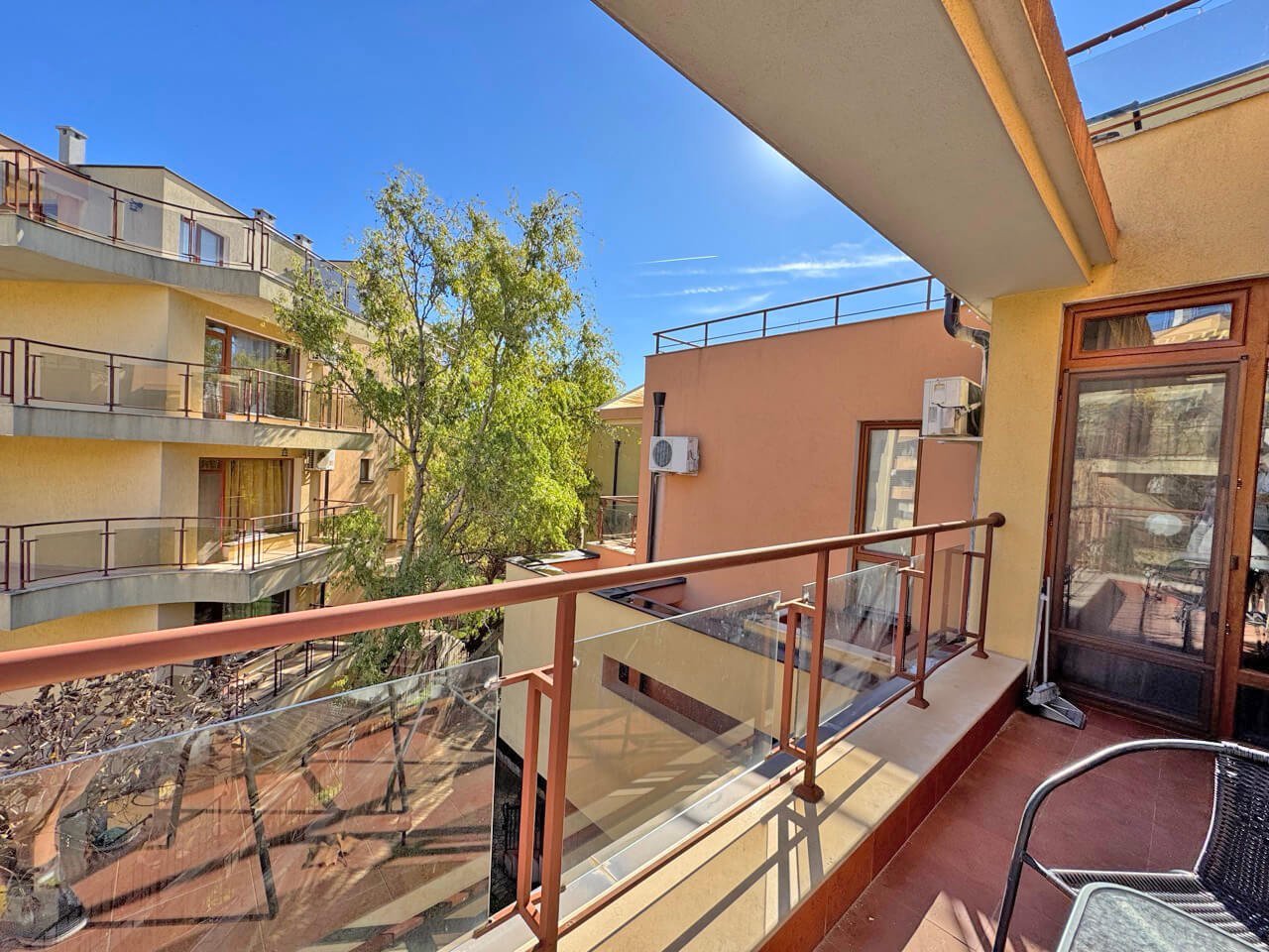 Two-room maisonette apartment in the Antonia complex with a view of the pool in Sveti Vlas, Bulgaria