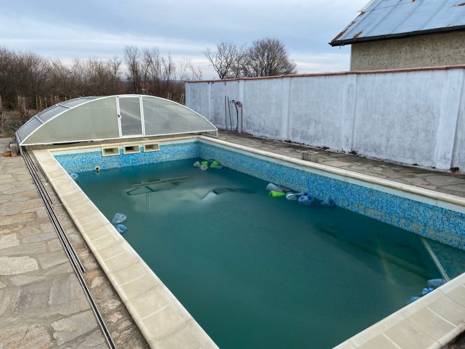 House with 4 rooms, 1000 m², Chestimensko, Bulgaria