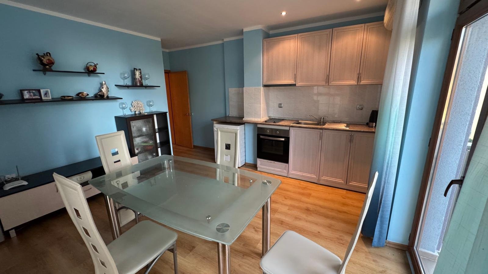 3-room apartment in the Noz Izgrev Complex, Sveti Vlas, Bulgaria