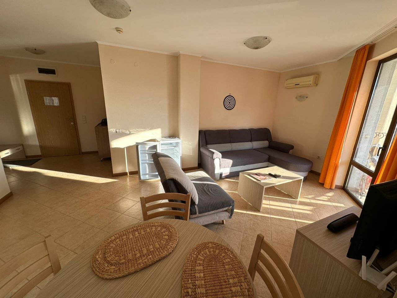 Sunny Beach: Three-room apartment in the Royal Sun residential complex, Sunny Beach, Bulgaria 