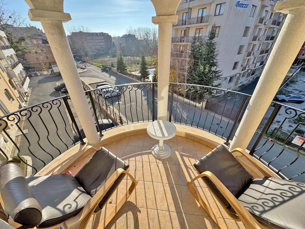 Three-room apartment in the Royal Sun residential complex, Sunny Beach, Bulgaria
