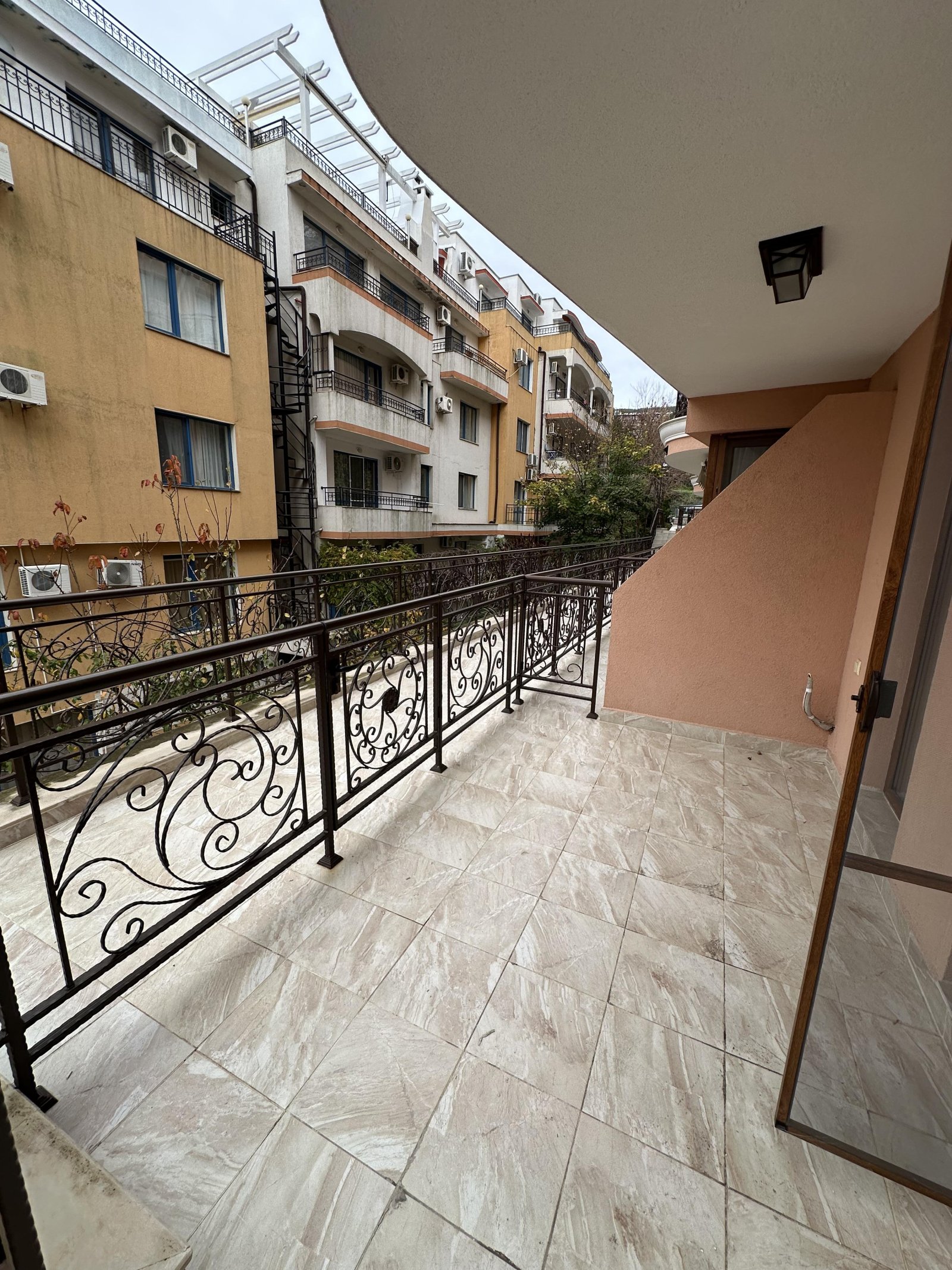 Three-room apartment in the Phoenix complex in Sveti Vlas, Bulgaria